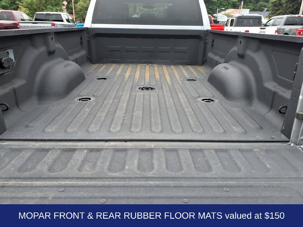 Used 2024 RAM 3500 Tradesman w/ Snow Chief Group AWD/4WD image 11