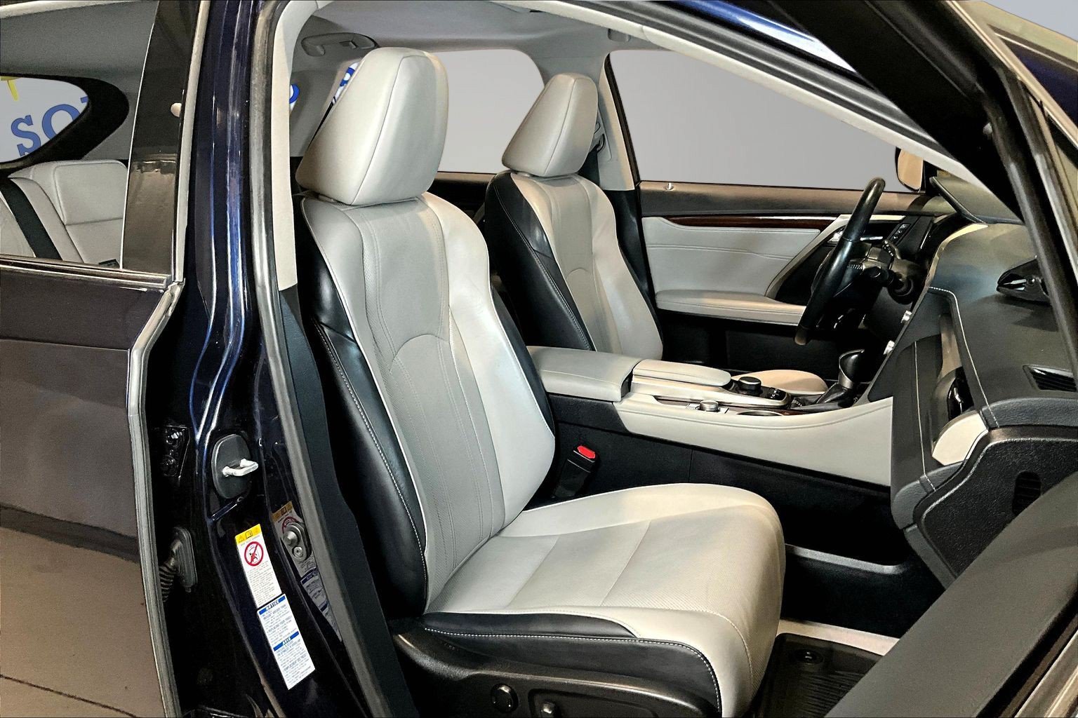 Used 2017 Lexus RX 350 AWD image 29
