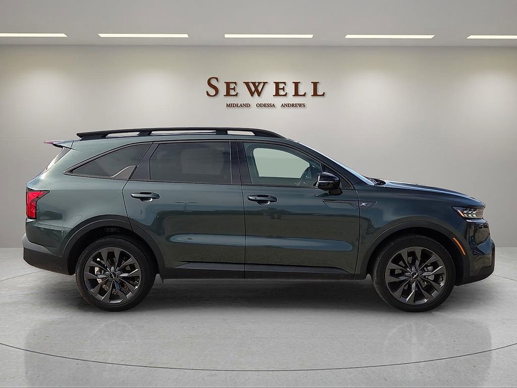 Used 2023 Kia Sorento SX Prestige image 5