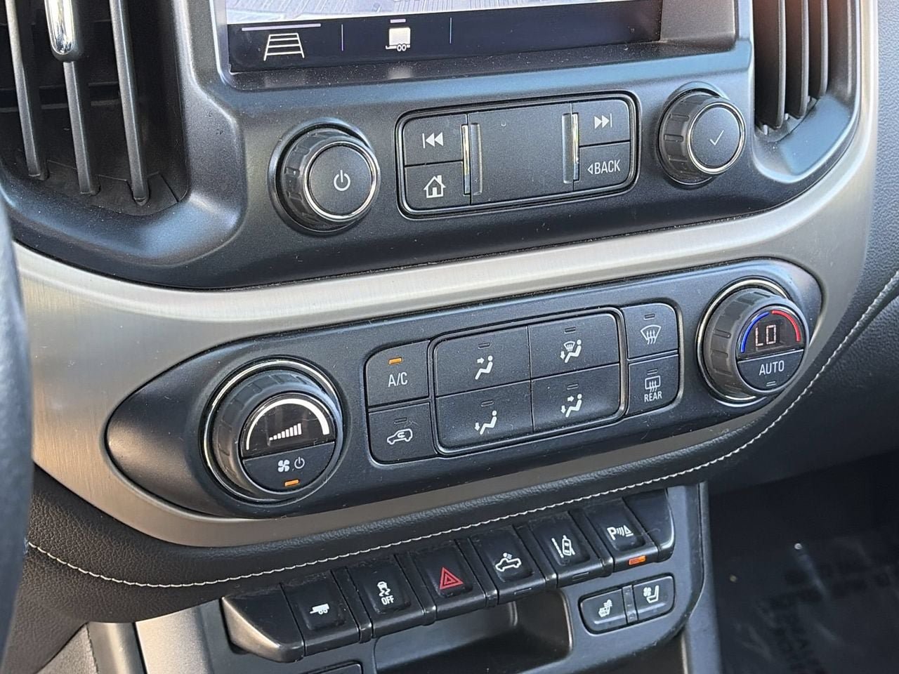 Used 2020 GMC Canyon Denali RWD image 26