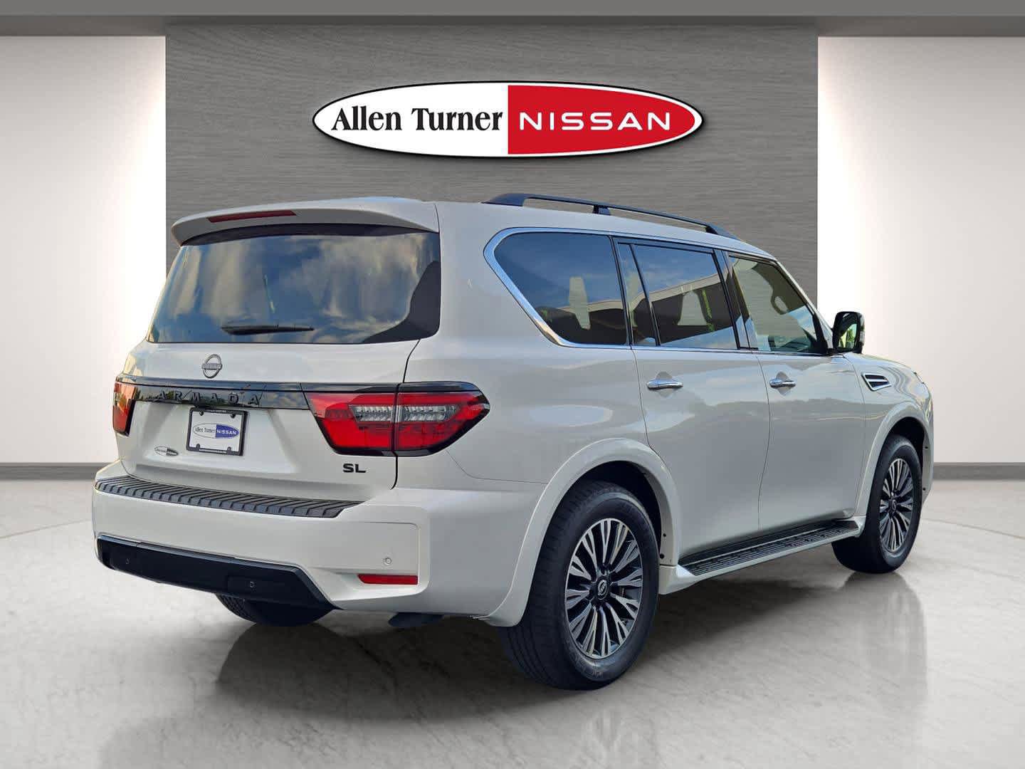 Used 2024 Nissan Armada SL w/ Midnight Edition Package RWD image 6