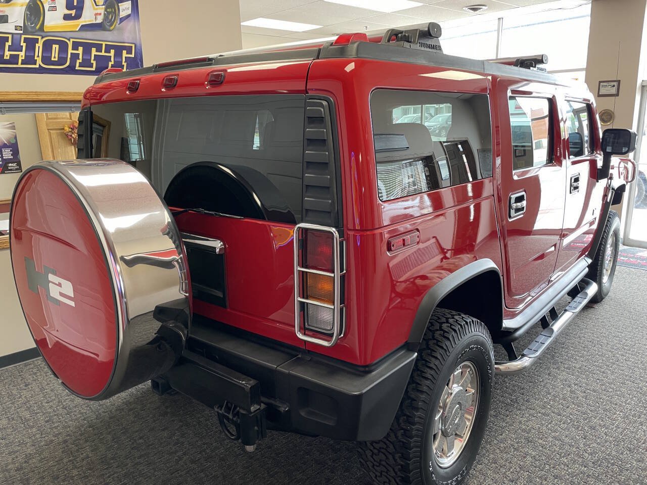 Used 2004 HUMMER H2 AWD/4WD image 6
