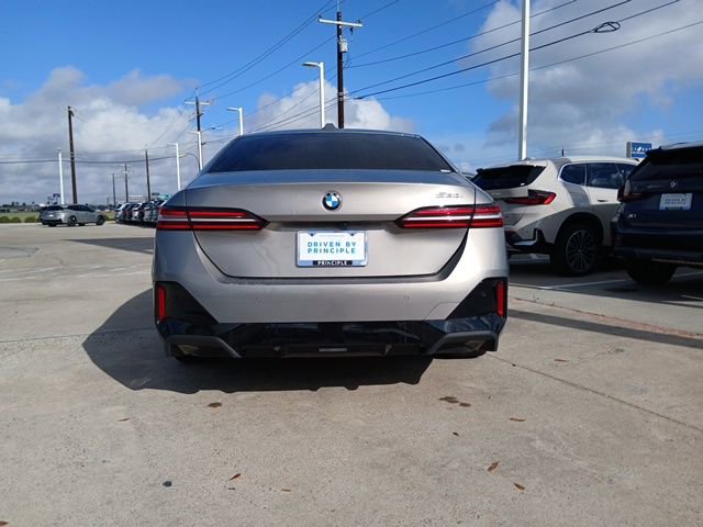 Used 2024 BMW 530i w/ M Sport Package image 8