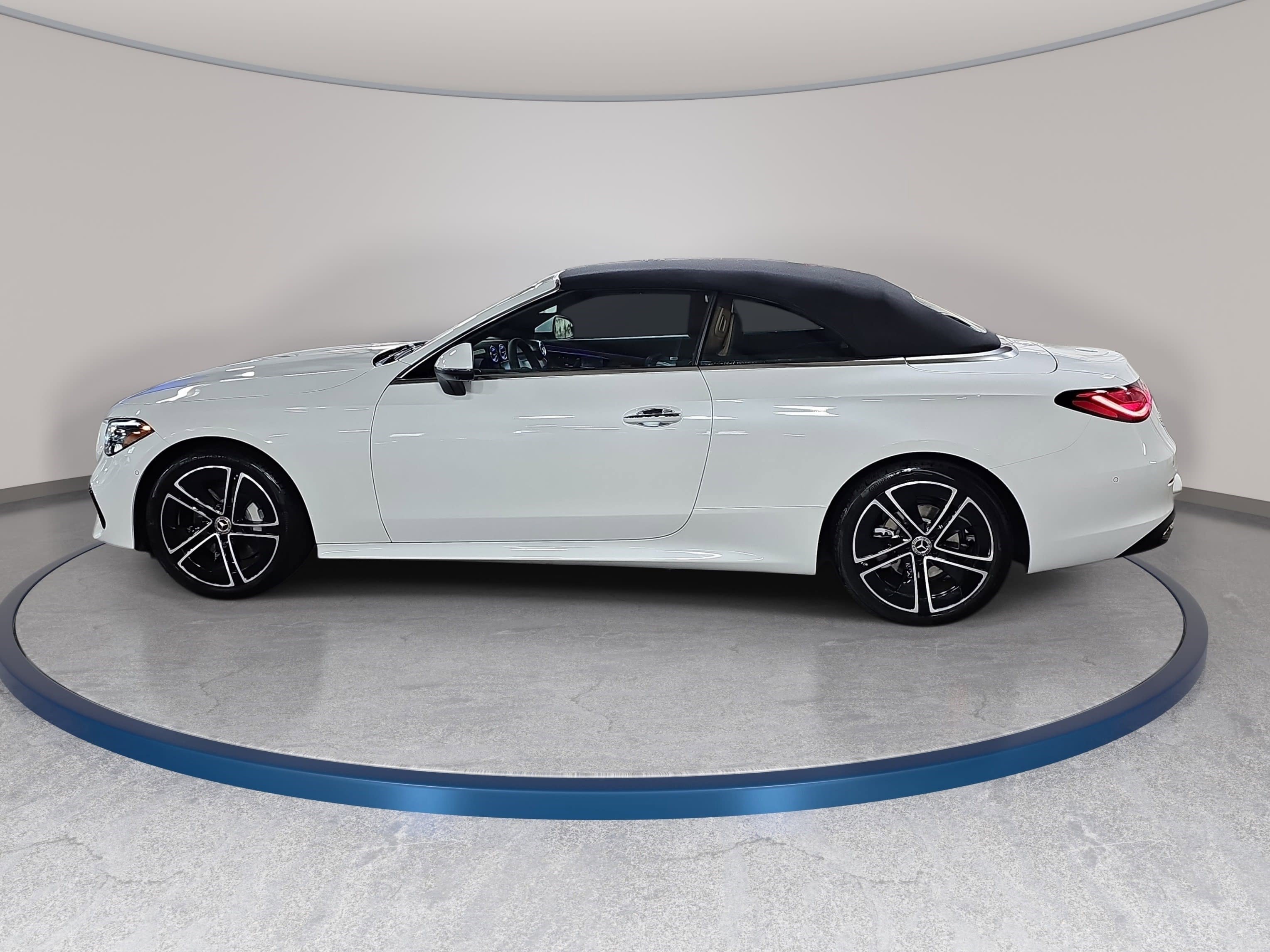 New 2026 Mercedes-Benz CLE 300 4MATIC Cabriolet image 8