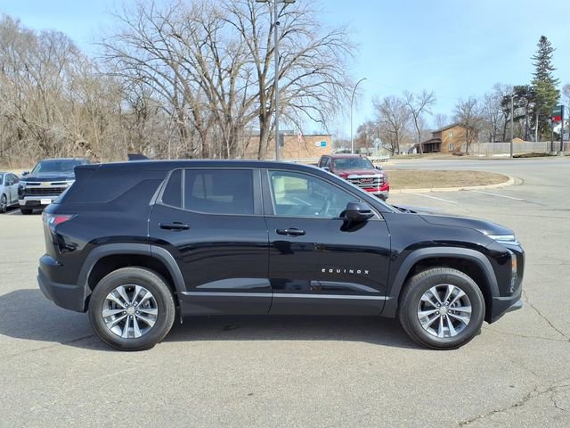 New 2026 Chevrolet Equinox LT w/ Convenience Package II image 2