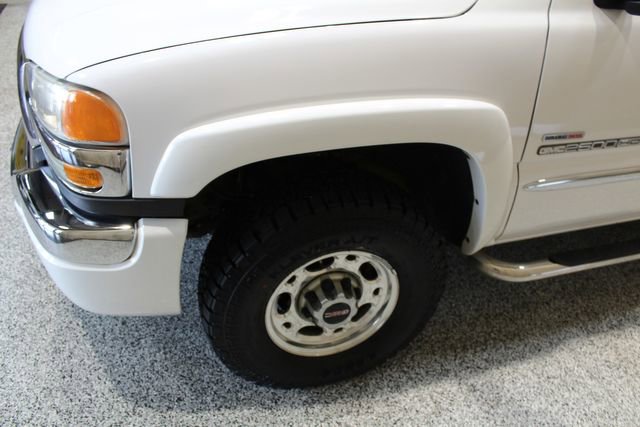 Used 2005 GMC Sierra 2500 SLT w/ Heavy-Duty Power Package image 8