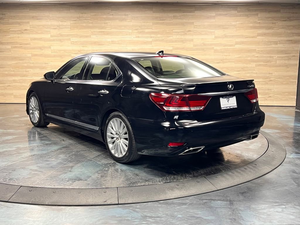Used 2017 Lexus LS 460 w/ Comfort Package RWD image 27