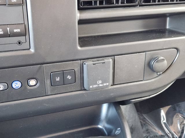 Used 2025 Chevrolet Express 3500 LT w/ LT Preferred Equipment Group RWD image 22