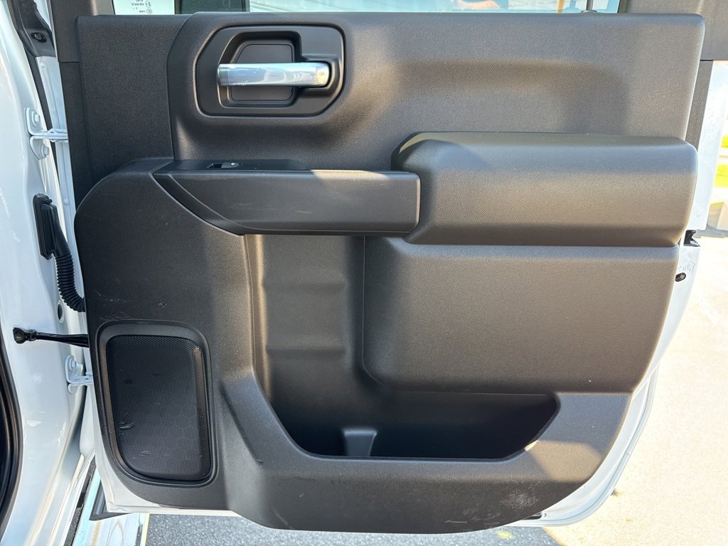 Used 2023 Chevrolet Silverado 2500 LT w/ Convenience Package image 17