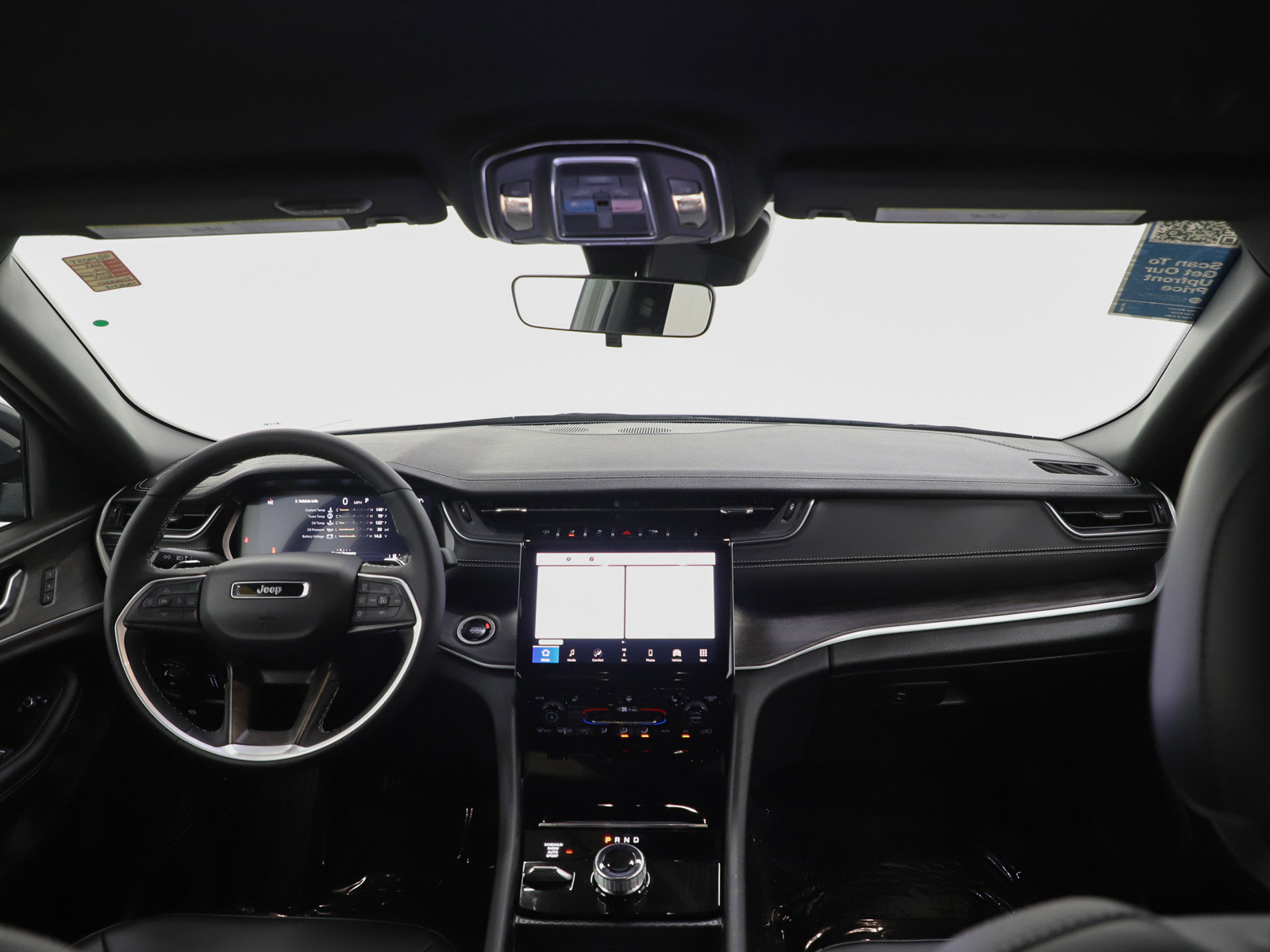 Used 2025 Jeep Grand Cherokee L Limited w/ Trailer Tow Package image 14