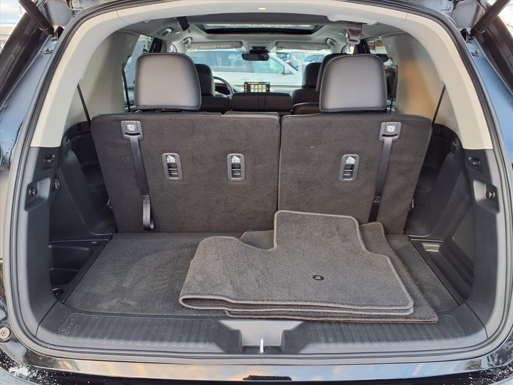 Certified 2025 Honda Pilot Touring image 13