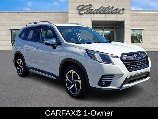 Used 2023 Subaru Forester Touring AWD/4WD image 2