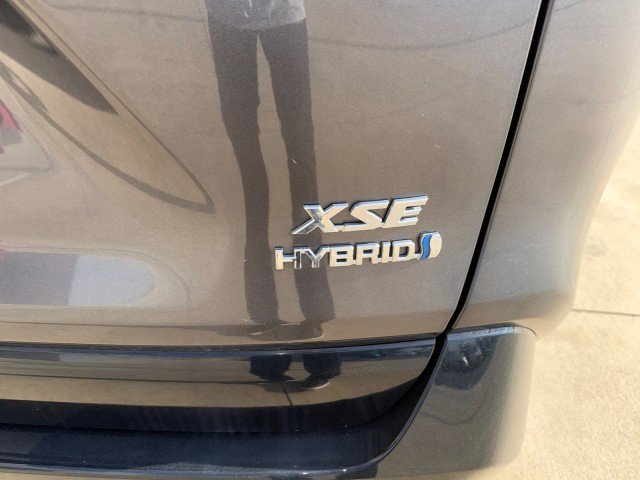 Used 2019 Toyota RAV4 XSE image 10