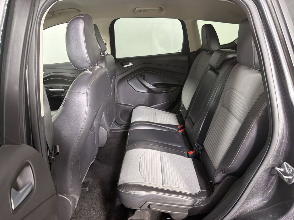 Used 2018 Ford Escape SE w/ SE SYNC Package FWD image 43