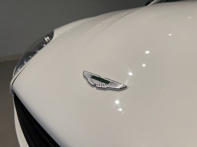 Used 2013 Aston Martin V8 Vantage Roadster RWD image 15