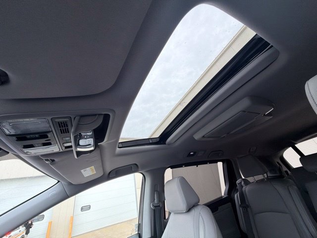 Used 2019 Honda Odyssey Elite image 27