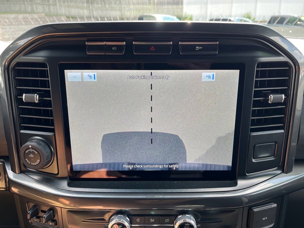 Used 2022 Ford F150 XLT w/ Equipment Group 302A High image 26