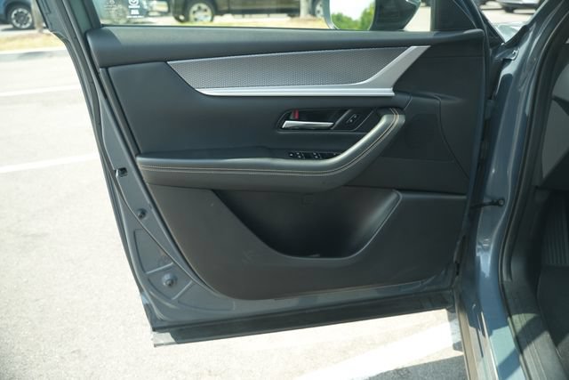 Used 2025 MAZDA CX-70 3.3 Turbo w/ Preferred Package AWD/4WD image 15
