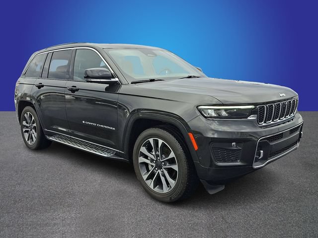 Used 2024 Jeep Grand Cherokee Overland w/ Adv Protech Group III AWD/4WD image 3