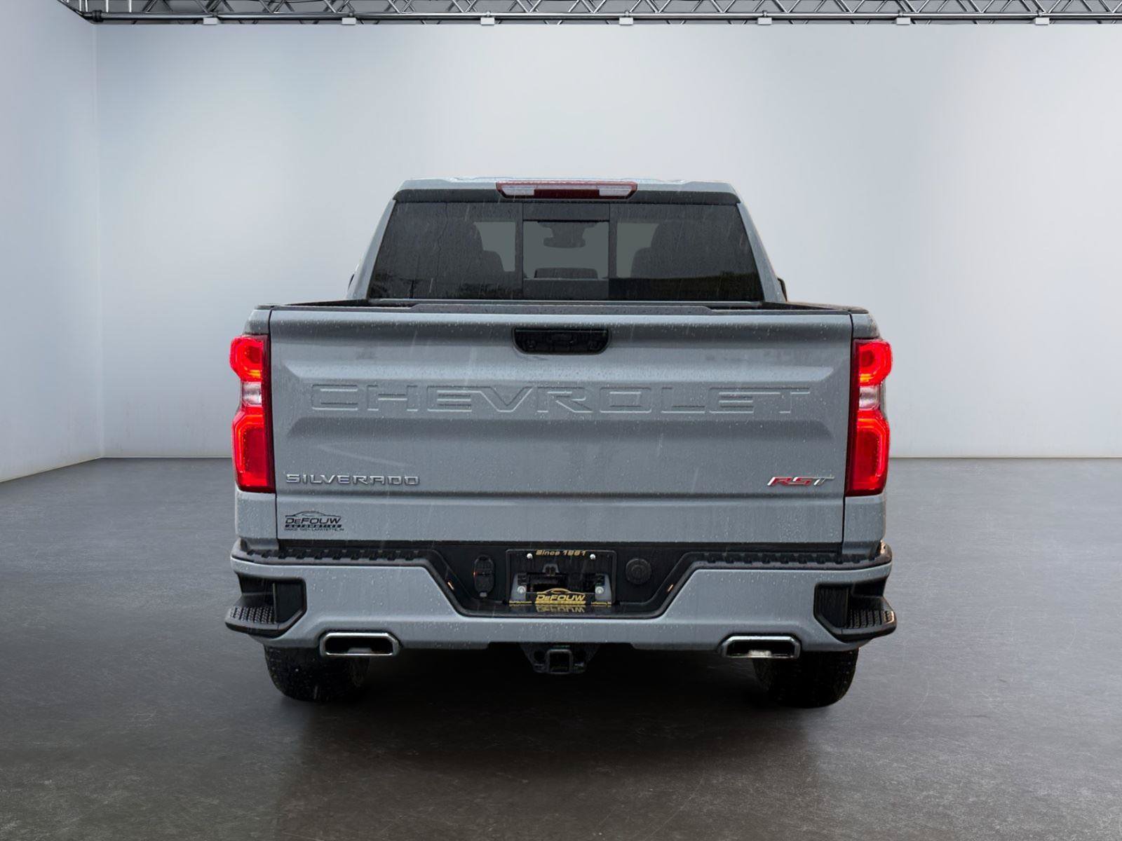 Used 2024 Chevrolet Silverado 1500 RST w/ Convenience Package II AWD/4WD image 4