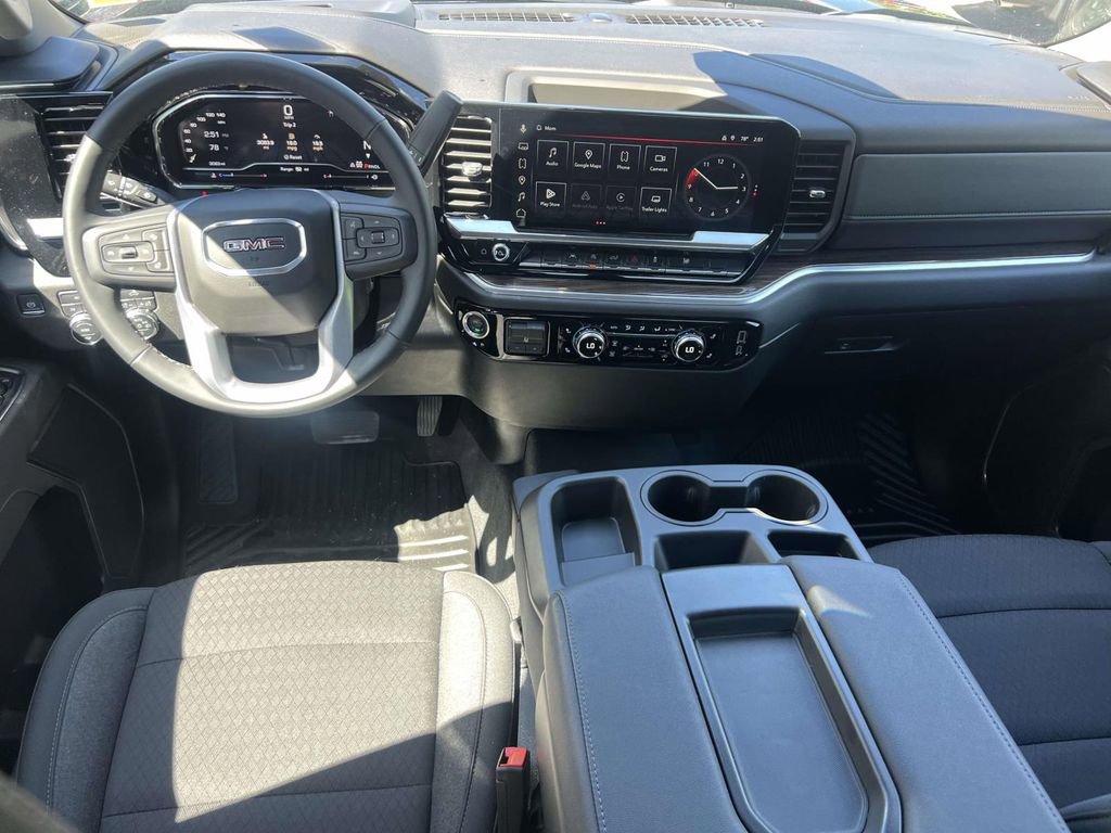 Used 2025 GMC Sierra 1500 Elevation AWD/4WD image 12