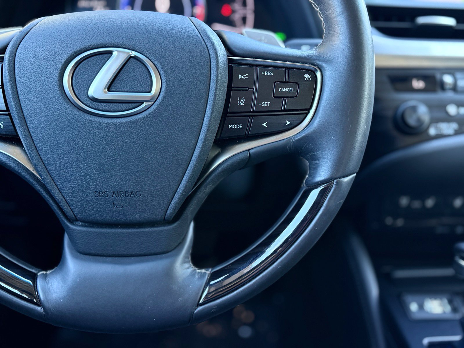Used 2019 Lexus ES 350 w/ Premium Package FWD image 27