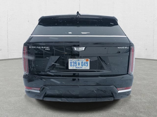 Used 2025 Cadillac Escalade IQ Luxury 1 w/ Smart Trailering package AWD/4WD image 6