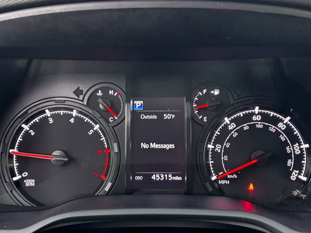 Certified 2023 Toyota 4Runner SR5 Premium w/ Moonroof Package image 33