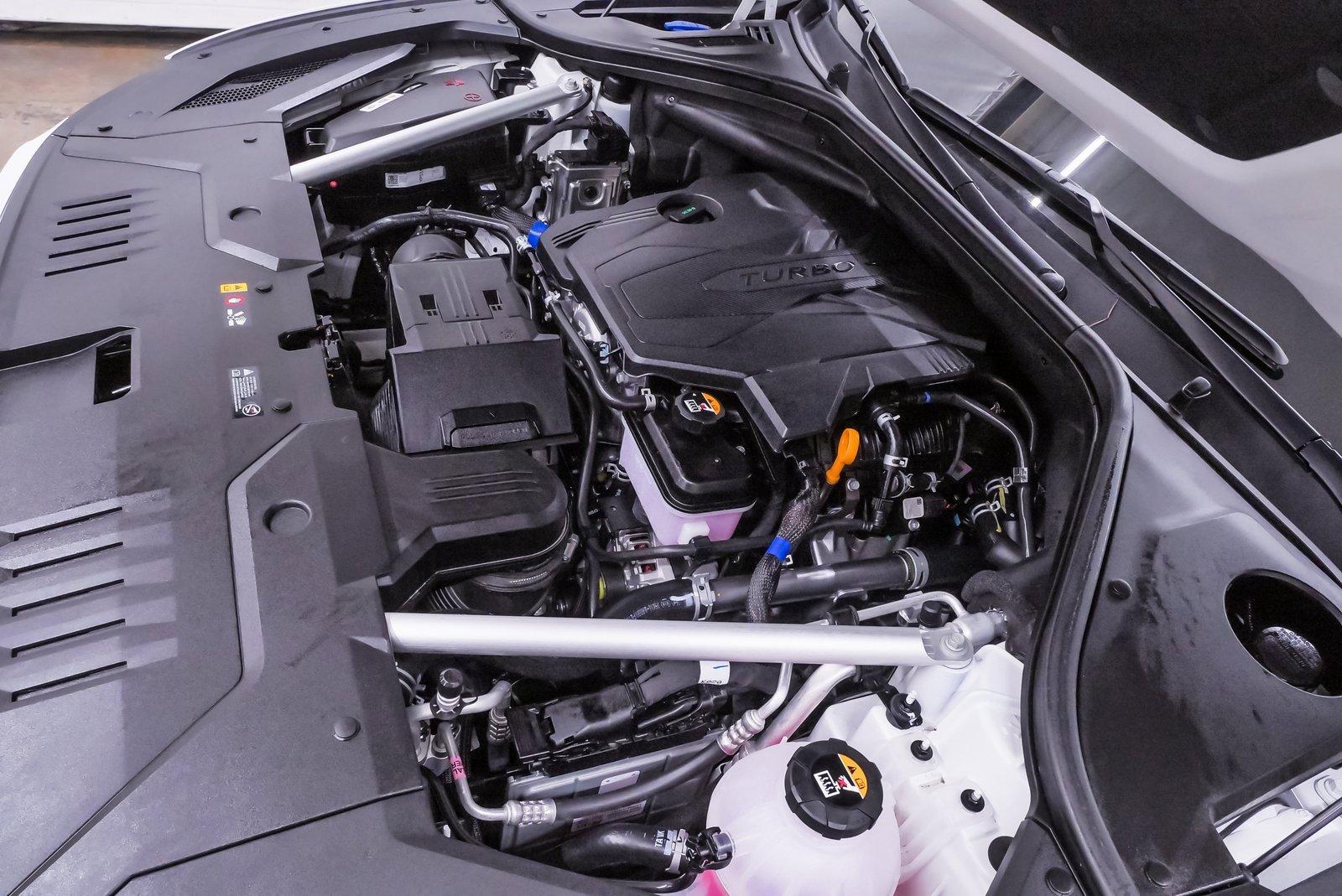 Certified 2026 Genesis GV70 2.5T Advanced image 23