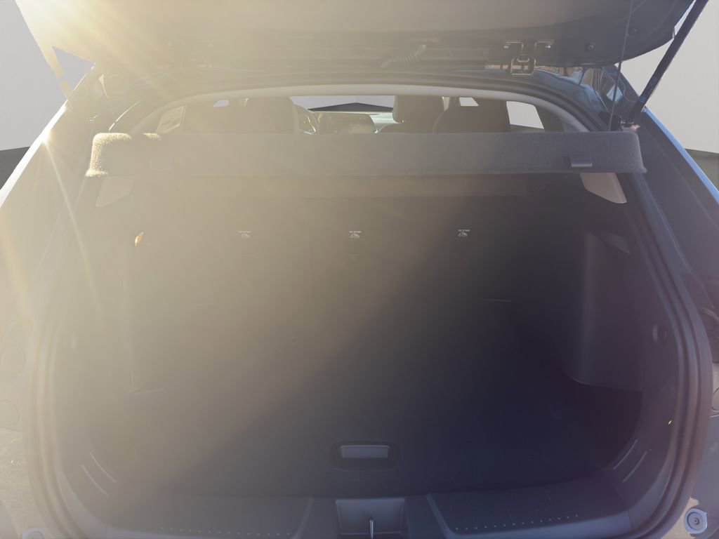 New 2026 Chevrolet Trax LT w/ LT Convenience Package image 19