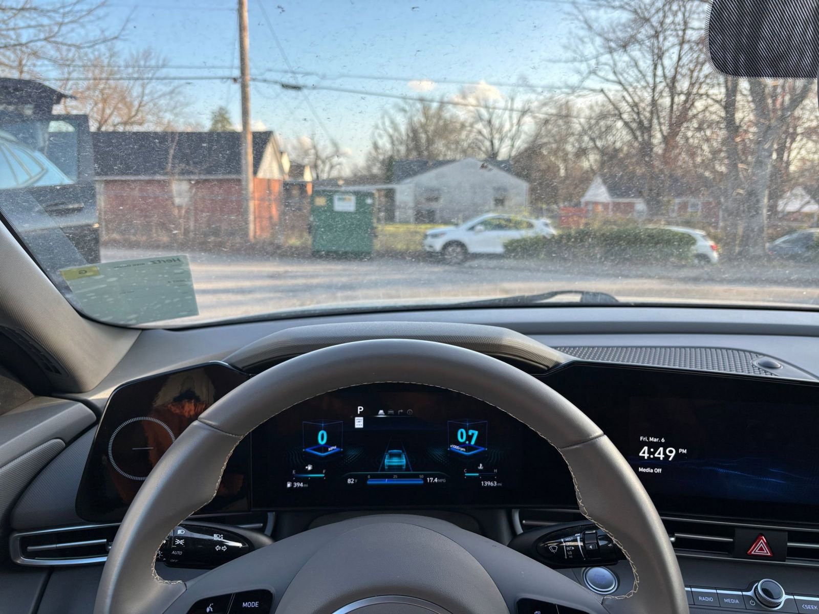 Used 2025 Hyundai Elantra SEL image 35