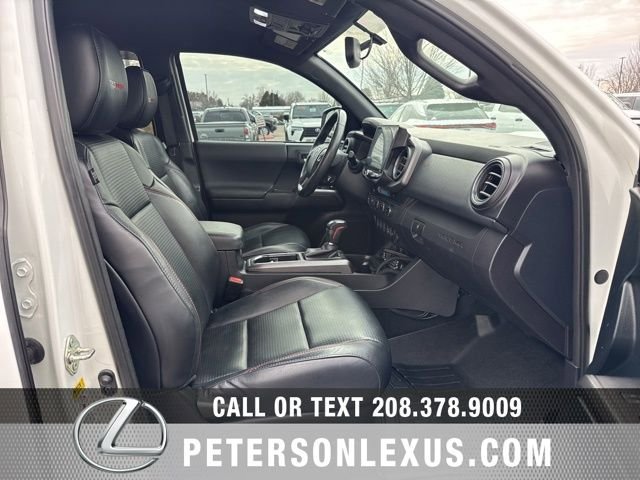 Used 2017 Toyota Tacoma TRD Pro AWD/4WD image 12