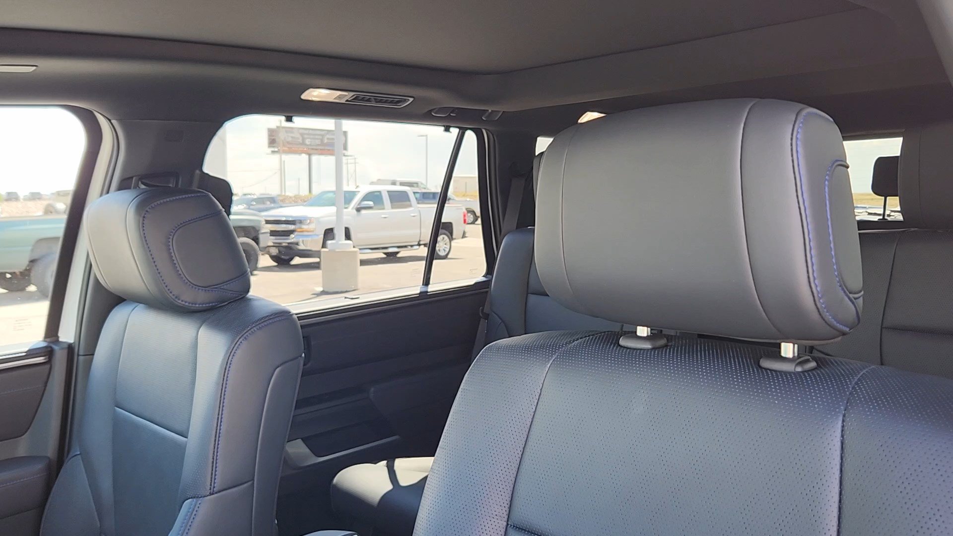 Used 2025 Toyota Sequoia Platinum w/ TRD Off-Road Package AWD/4WD image 9