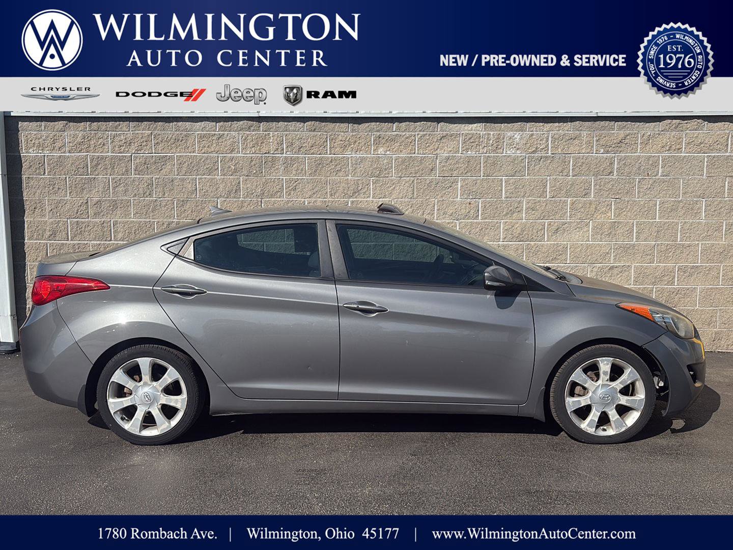 Used 2012 Hyundai Elantra Limited w/ Technology Pkg 5 FWD image 1