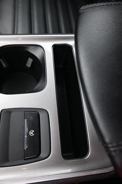 Used 2024 Ford Edge SEL image 18