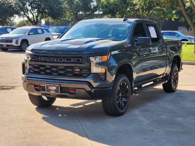Used 2025 Chevrolet Silverado 1500 Custom Trail Boss AWD/4WD image 11