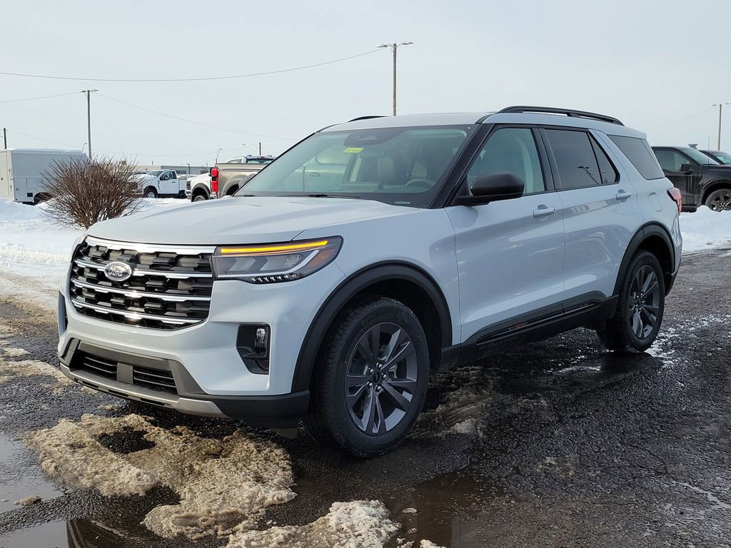 New 2026 Ford Explorer Active w/ Active Comfort Package image 8