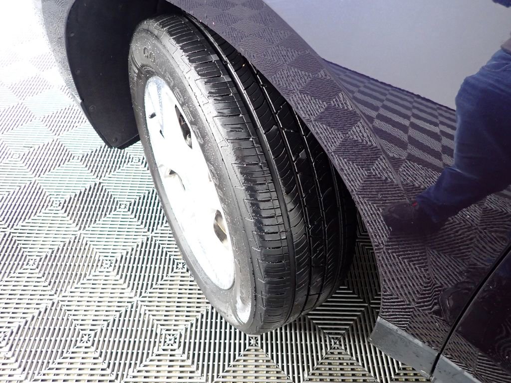 Used 2020 Chevrolet Equinox LT image 41