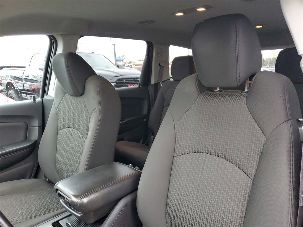 Used 2011 Chevrolet Traverse LT w/ Personal Connectivity Package image 10