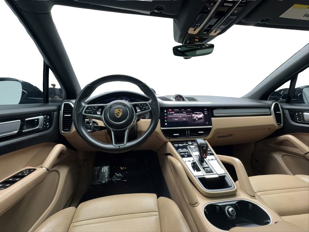 Used 2023 Porsche Cayenne Platinum Edition image 37