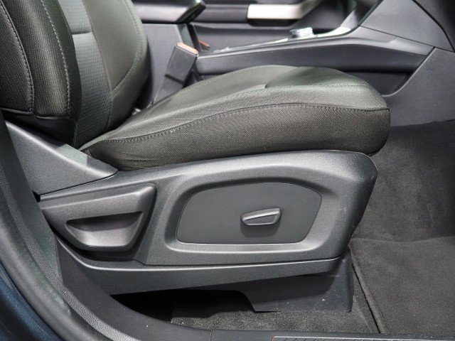 Used 2022 Ford Explorer XLT RWD image 60