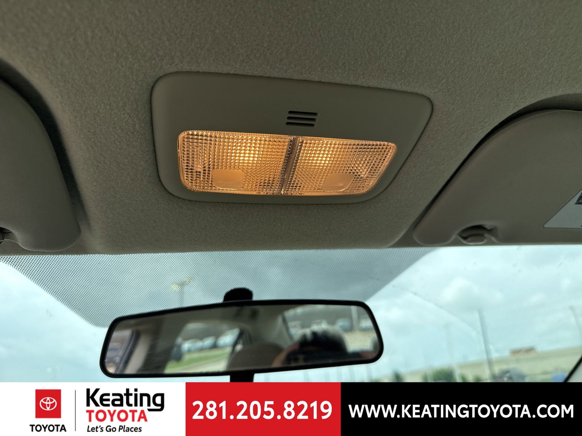 Used 2013 Toyota Corolla LE FWD image 22