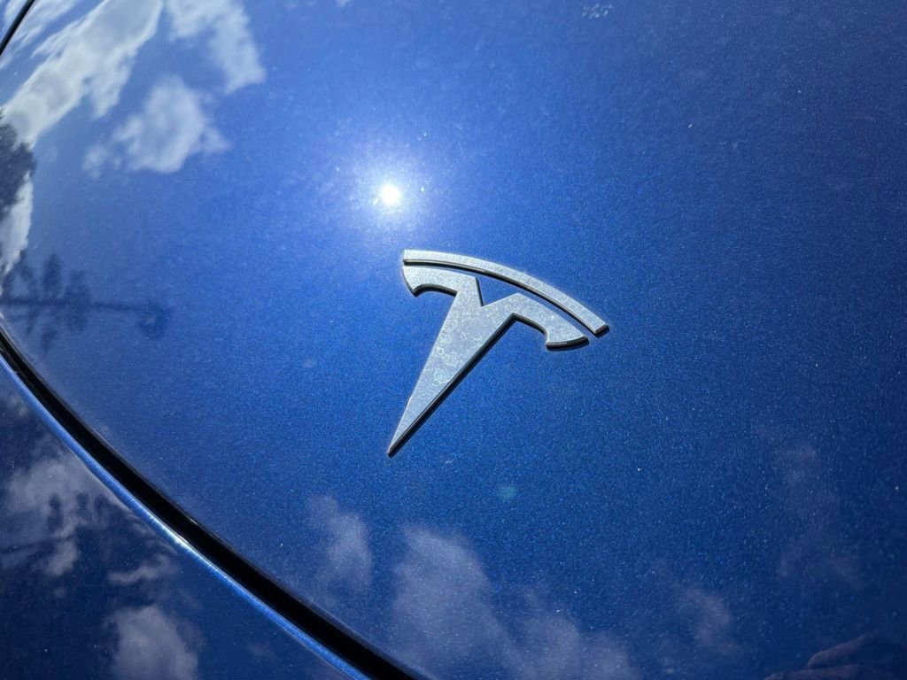Used 2023 Tesla Model Y Long Range image 6