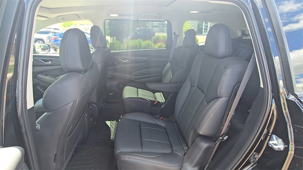 Used 2025 Subaru Ascent Bronze Edition image 14