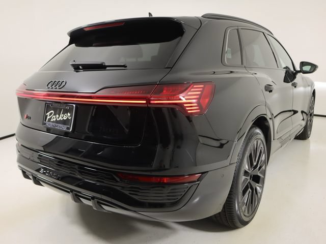 Used 2024 Audi Q8 e-tron Prestige w/ Prestige Package AWD/4WD image 5