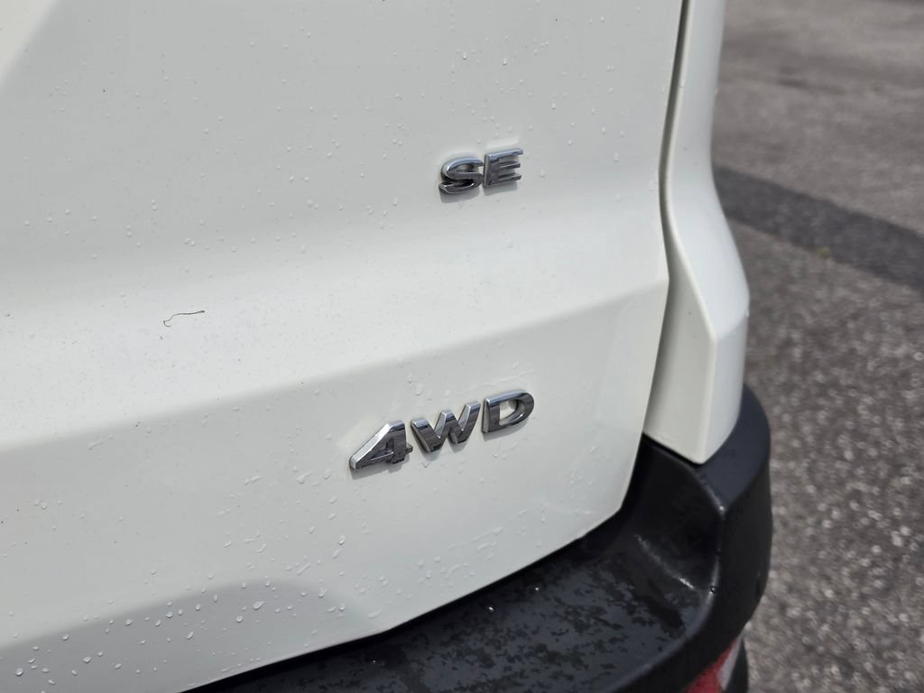 Used 2021 Ford EcoSport SE AWD/4WD image 10