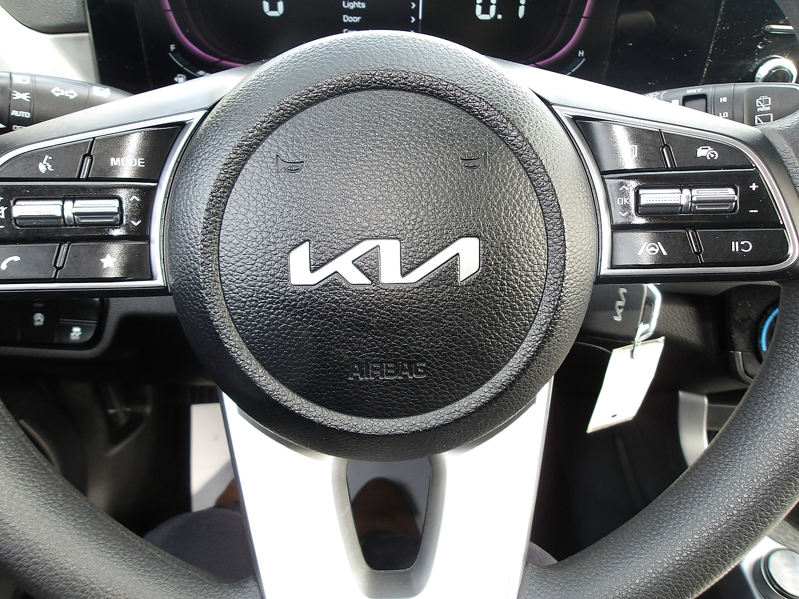 Used 2024 Kia Seltos LX image 18