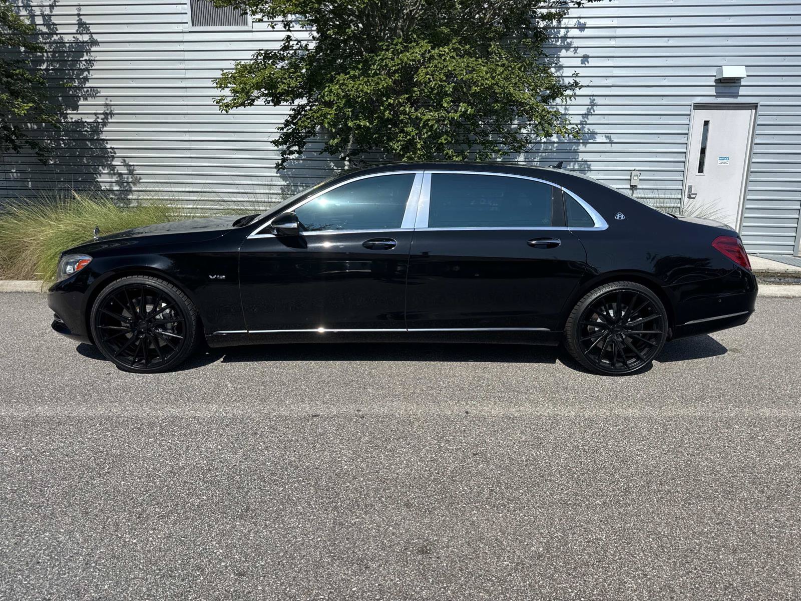 Used 2016 Mercedes-Benz Maybach S 600 image 2
