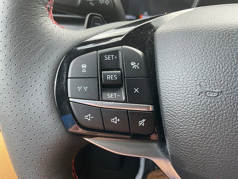 Used 2025 Ford Explorer ST image 20