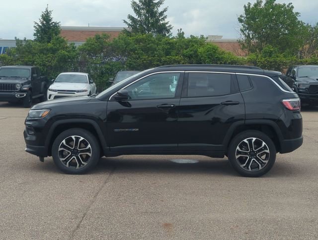Used 2023 Jeep Compass Limited AWD/4WD image 6